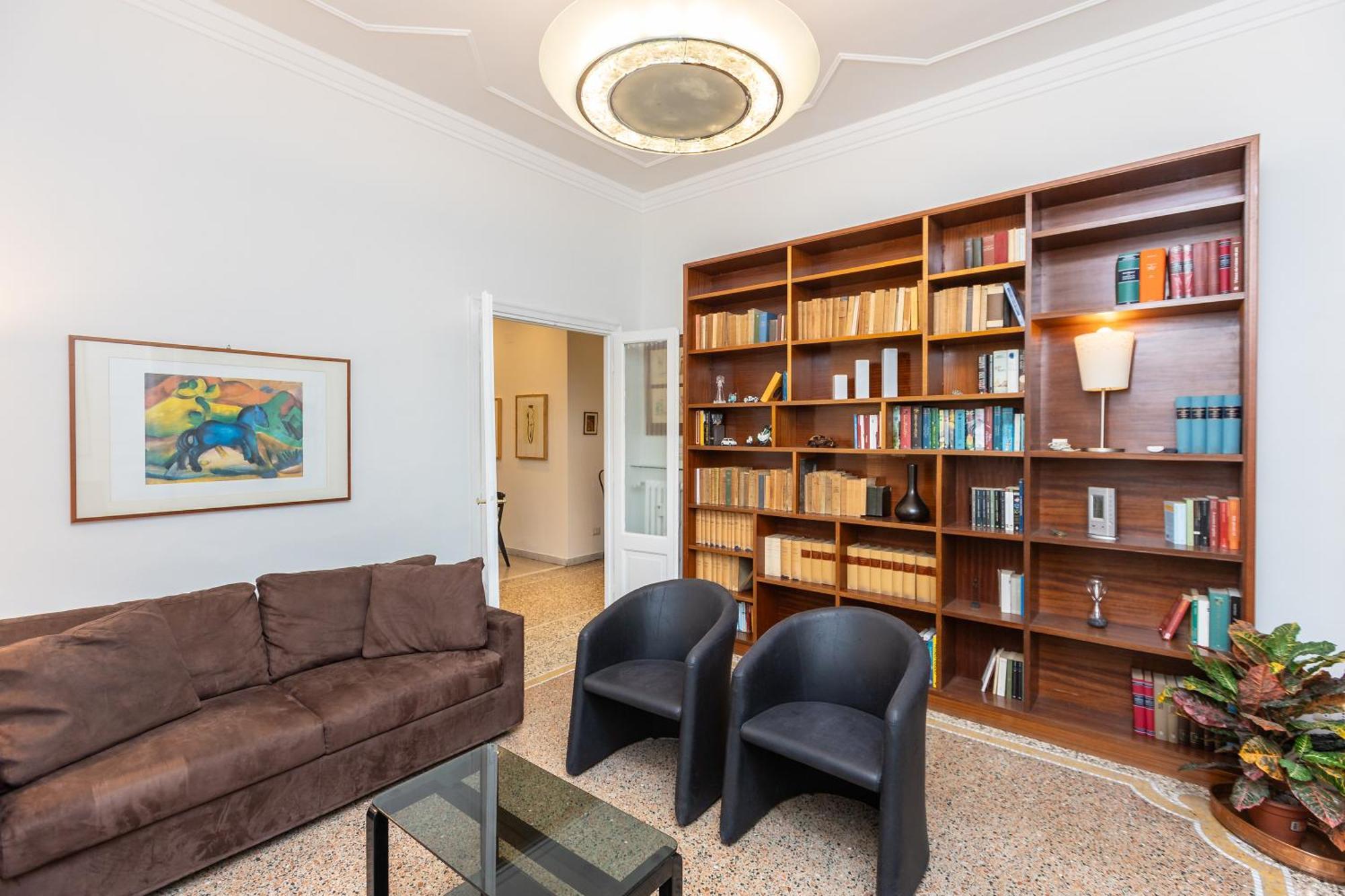 Clodia 5 By In Apartment