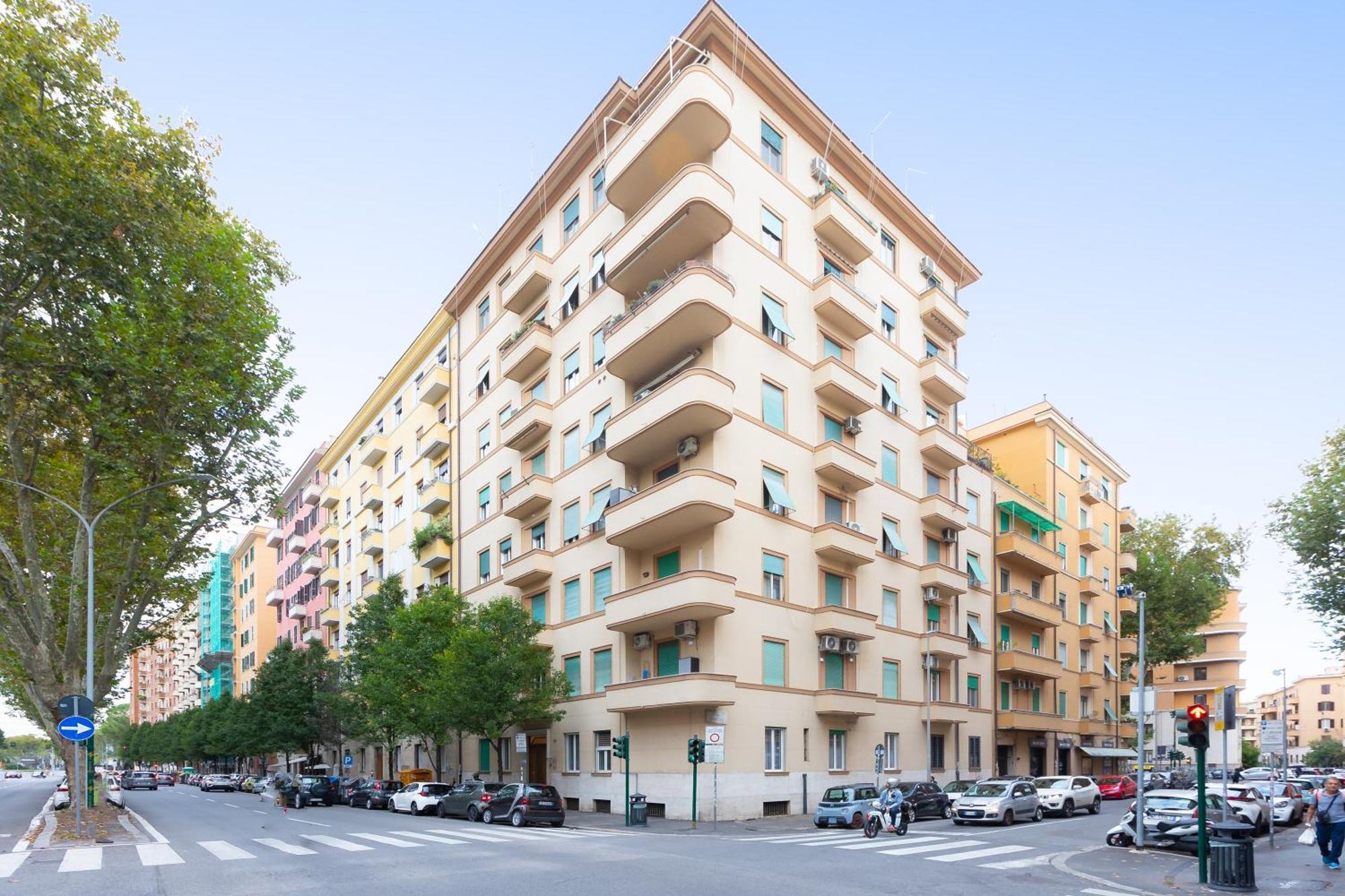 Clodia 5 By In Rome